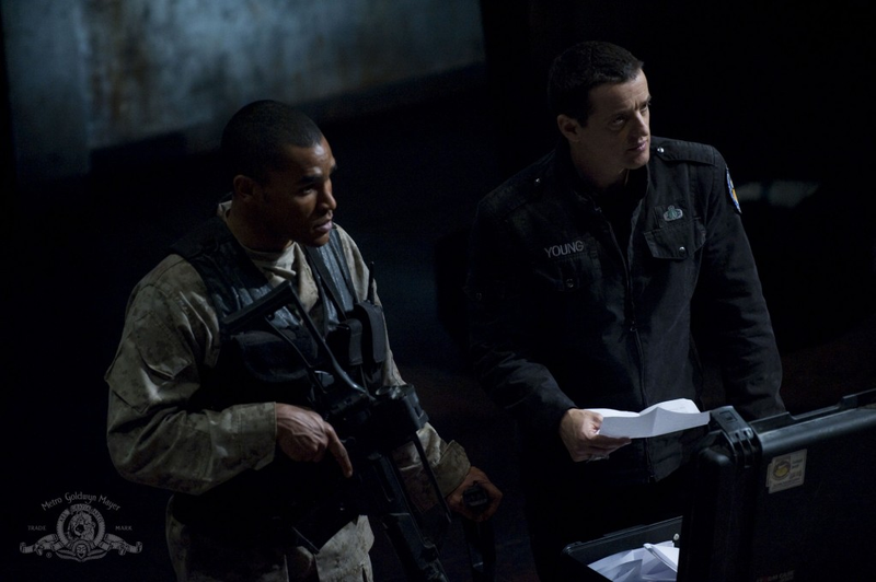 Illustration for article titled Stargate Universe "Light" Pics